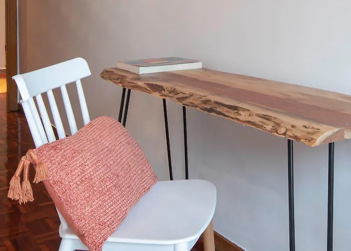 Elegantes Colores En El Puerto By * Vigo